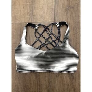 lululemon free to be wild bra size 4